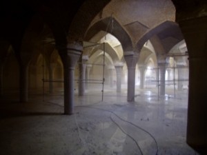 Under Mosque de Jame, Esfahan