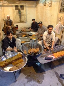 Kebab making on the streets of Pakistan