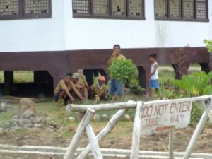 Prisoners at Iwahig Prison Prisoners at Iwahig Prison