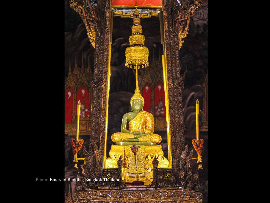 Emerald-Buddha-Bangkok-Thailand