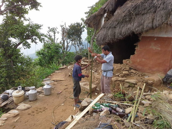 Volunteers helping in Nepal