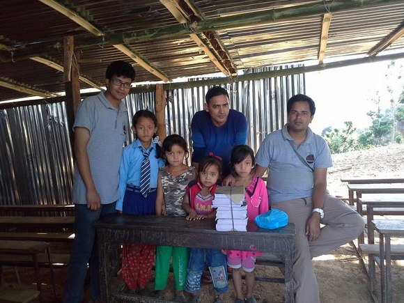 Volunteers helping in Nepal