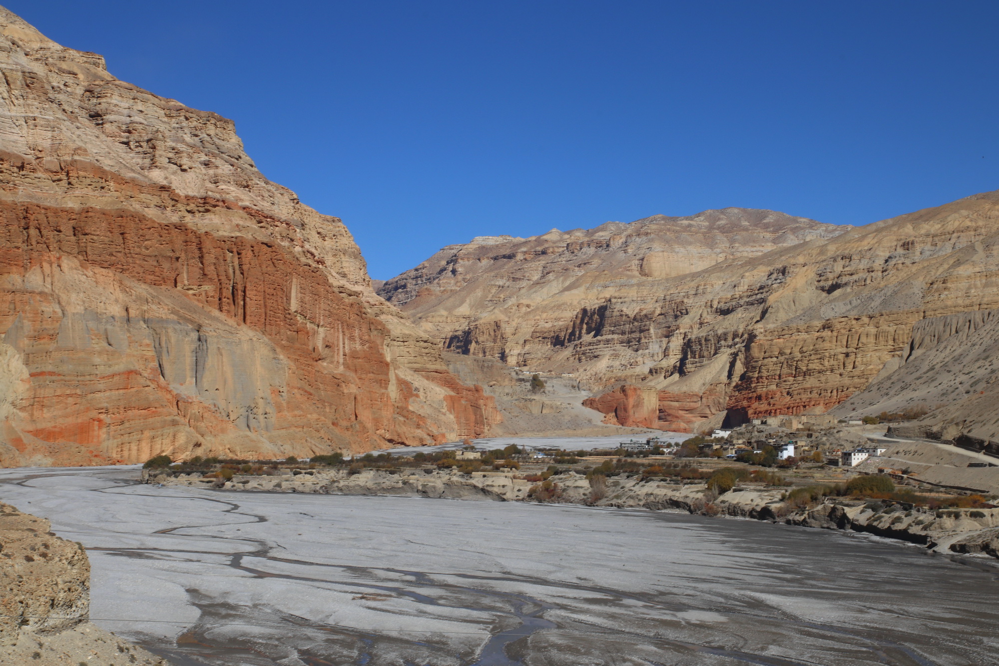 Chhusang in Upper Mustang