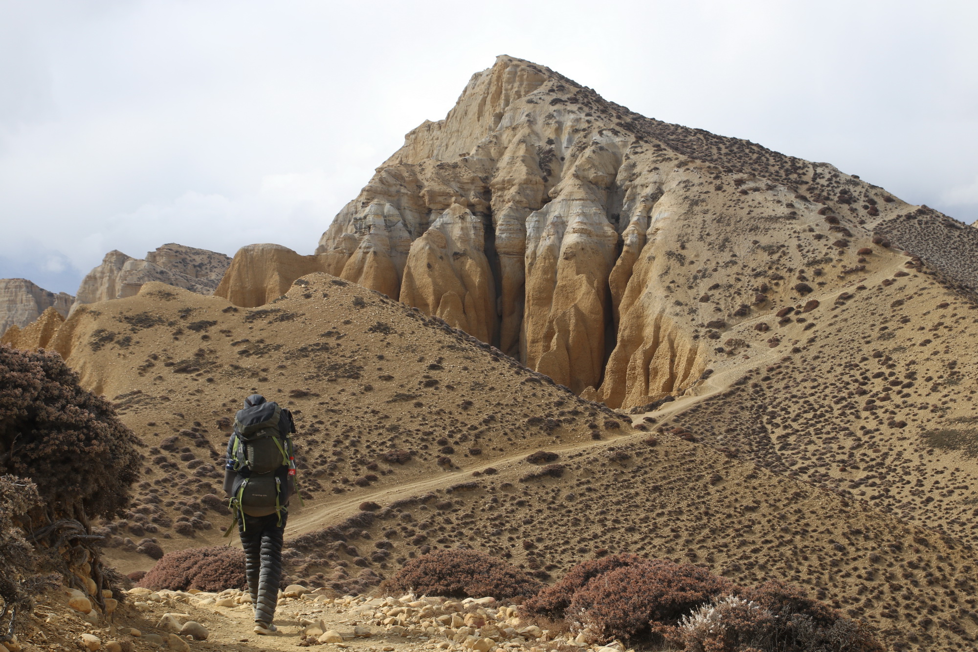 Trekking from Tange to Chhuksang - Upper Mustang Trek